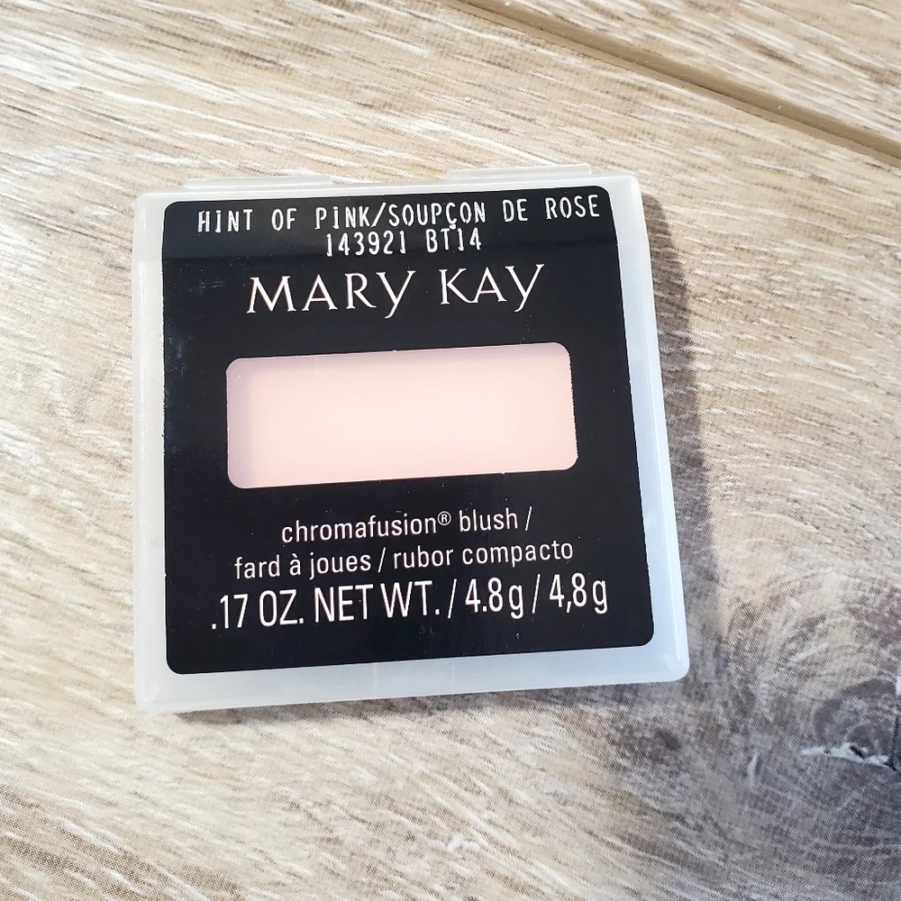 Mary Kay Chromafusion Blush- Rosy Nude, Hint of Pink, Darling Pink